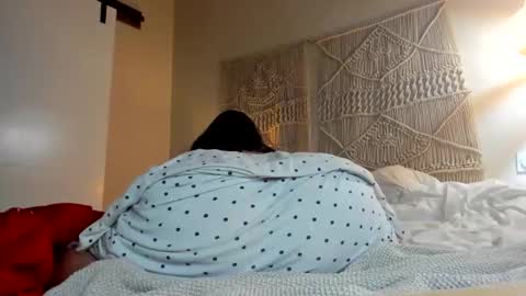 yoursensualparadise online show from February 2026 12:03:01 PM