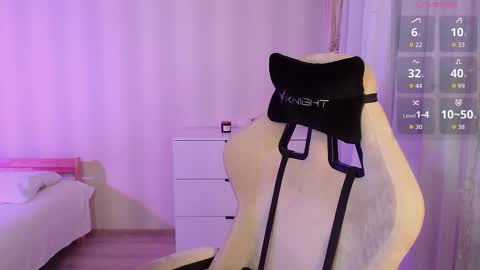 Snapshot of chilly__willy chatting on January 2026 04:29:02 AM Mark online show from January 2026 04:29:02 AM