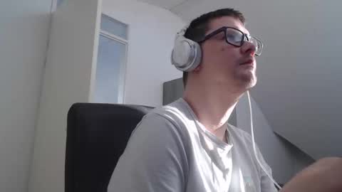 chillzonecam online show from May 2026 05:39:01 PM