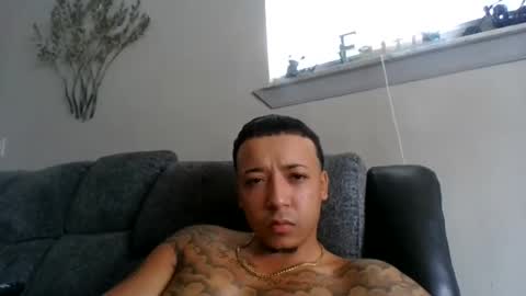 Snapshot of chino880172 chatting on December 2024 03:42:01 PM CHINO online show from December 2024 03:42:01 PM