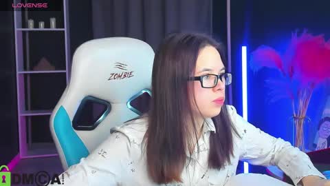 chio_mio online show from February 2025 01:14:01 PM