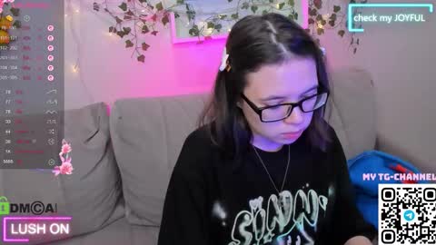 chio_mio online show from September 2025 02:15:02 AM