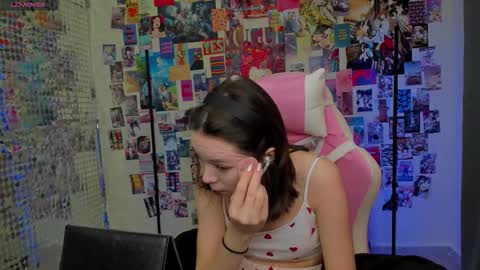 chio_mio online show from October 2025 02:10:01 AM