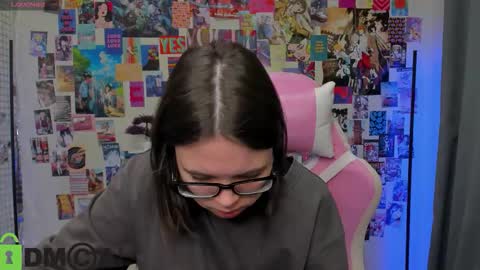 chio_mio online show from October 2025 02:44:01 AM