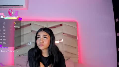 laura online show from September 2025 12:27:02 PM