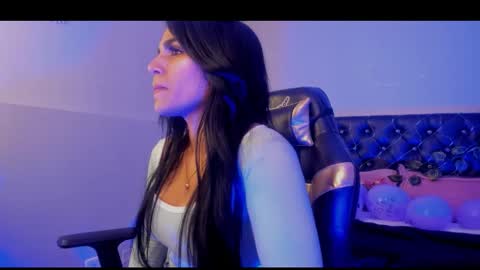 Carolina online show from December 2025 11:18:01 AM