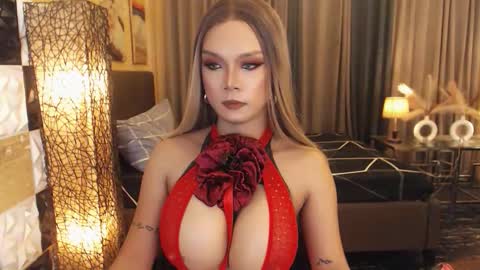 Snapshot of chixfranching chatting on December 2025 10:20:01 AM Franching Lee online show from December 2025 10:20:01 AM