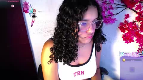 chleo_rosse online show from May 2026 12:24:01 PM