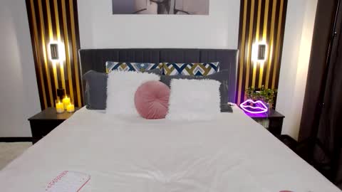 Snapshot of chloe__rose_ chatting on September 2025 04:14:01 AM Follow My New account online show from September 2025 04:14:01 AM