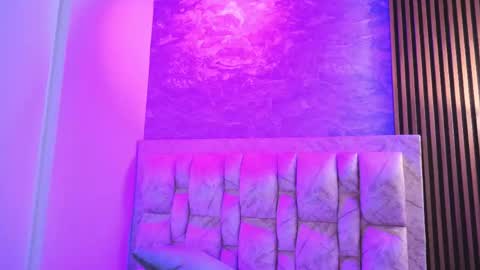 Snapshot of chloe_bluee_ chatting on May 2026 11:04:01 AM chloe_bluee_ online show from May 2026 11:04:01 AM