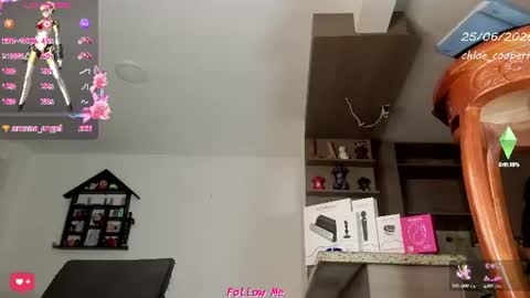 chloe_cooperr online show from June 2026 05:39:02 PM