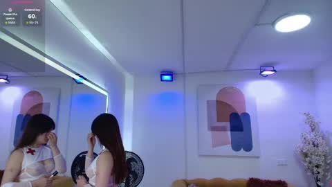 Chloe online show from May 2026 12:33:01 PM