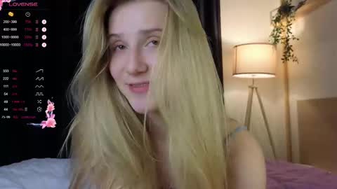 Arianaa Mourrr online show from February 2025 08:27:02 AM