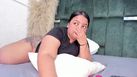 Chloe online show from June 2026 07:04:02 PM