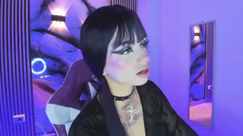 chloe_jacksonn online show from June 2026 05:06:02 PM