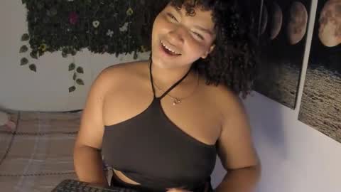 chloe_kisses online show from March 2026 12:02:02 PM