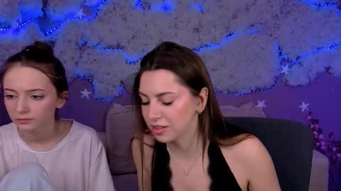 chloe_ley online show from March 2026 08:35:02 PM