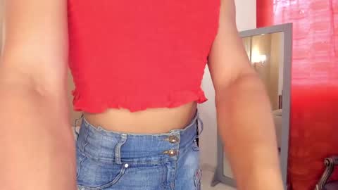 chloe_luxury online show from April 2026 02:03:02 PM