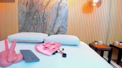 Snapshot of chloe_murray chatting on October 2025 08:11:02 PM CHLOE online show from October 2025 08:11:02 PM