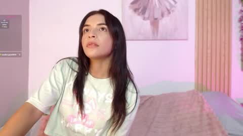 chloe_peach_ online show from April 2026 12:55:01 PM