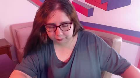 chloe_prg online show from December 2024 04:04:01 PM