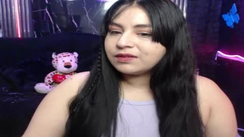 chloe_smith5 online show from April 2026 01:41:01 PM