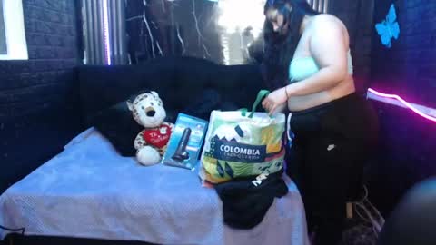 chloe_smith5 online show from June 2026 01:13:01 PM