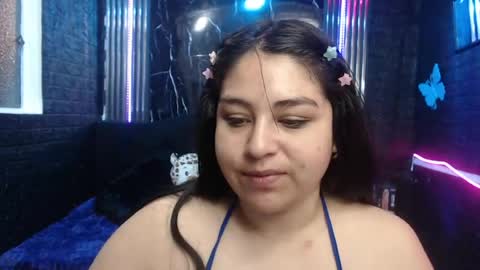 chloe_smith5 online show from June 2026 01:27:01 PM