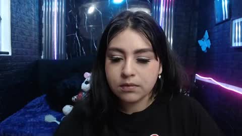 chloe_smith5 online show from June 2026 01:42:01 PM