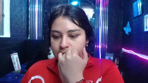 chloe_smith5 online show from June 2026 01:14:01 PM