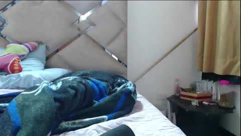 Chloe  online show from March 2026 08:47:02 PM