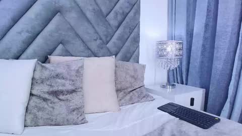 Snapshot of chloe_wilson7 chatting on March 2025 11:17:01 AM chloe_wilson7 online show from March 2025 11:17:01 AM