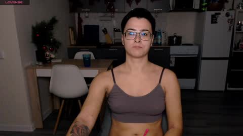 Eva and Sandra online show from December 2024 08:47:01 PM