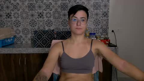 Eva and Sandra online show from March 2025 05:38:02 PM