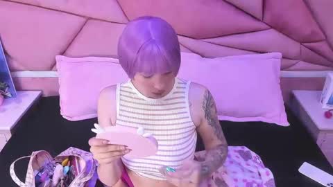 Snapshot of chloee_thompson chatting on March 2025 03:19:01 AM ChloeeThompson online show from March 2025 03:19:01 AM