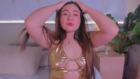 Snapshot of chloeemonroee_ chatting on October 2025 12:06:01 PM Chloee online show from October 2025 12:06:01 PM