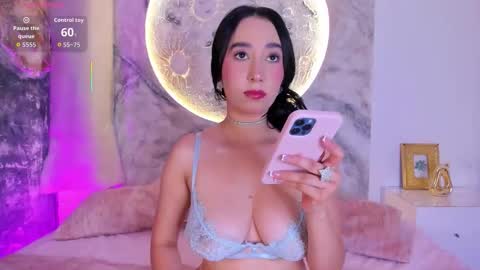 chloegils online show from January 2026 02:54:02 PM