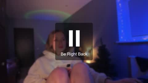 Snapshot of chloegins chatting on December 2024 04:34:02 AM chloegins online show from December 2024 04:34:02 AM