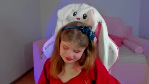 ChloeHalses online show from May 2026 05:59:01 AM