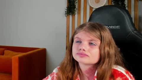 ChloeHalses online show from June 2026 05:18:02 PM