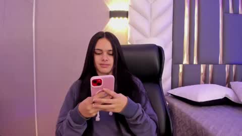  Chloe Harper  online show from June 2026 11:53:01 AM