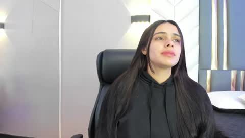  Chloe Harper  online show from June 2026 11:46:02 AM