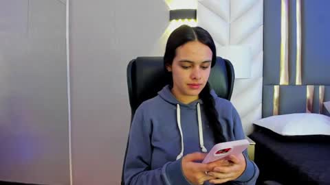  Chloe Harper  online show from June 2026 11:48:02 AM