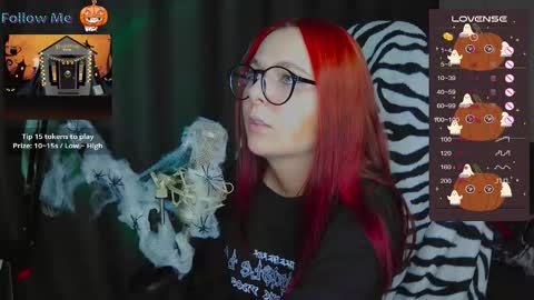 Snapshot of chloejenyss chatting on October 2025 05:38:02 AM Chloe online show from October 2025 05:38:02 AM