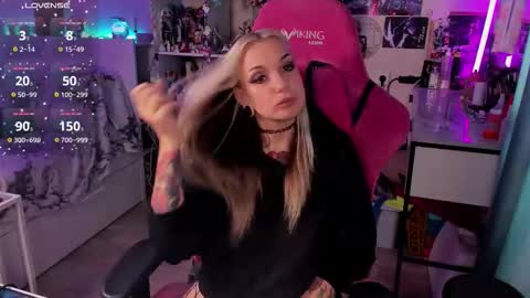 Snapshot of chloekohaku chatting on September 2025 06:38:01 AM ChloeKohaku online show from September 2025 06:38:01 AM