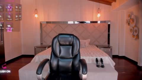 Snapshot of chloemanson chatting on December 2024 07:33:01 PM Chloe OF chloemanson online show from December 2024 07:33:01 PM