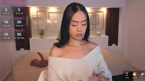 Chloe Moon online show from October 2025 12:19:01 PM