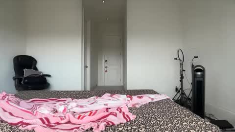 Snapshot of chloeros3e chatting on September 2025 03:11:01 PM chloeros3e online show from September 2025 03:11:01 PM