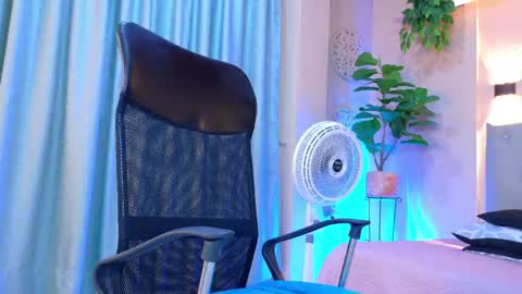 Chloe rosse online show from May 2026 01:21:01 AM