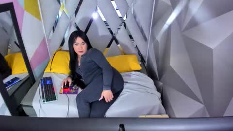 Chloesweett online show from February 2026 05:45:01 AM